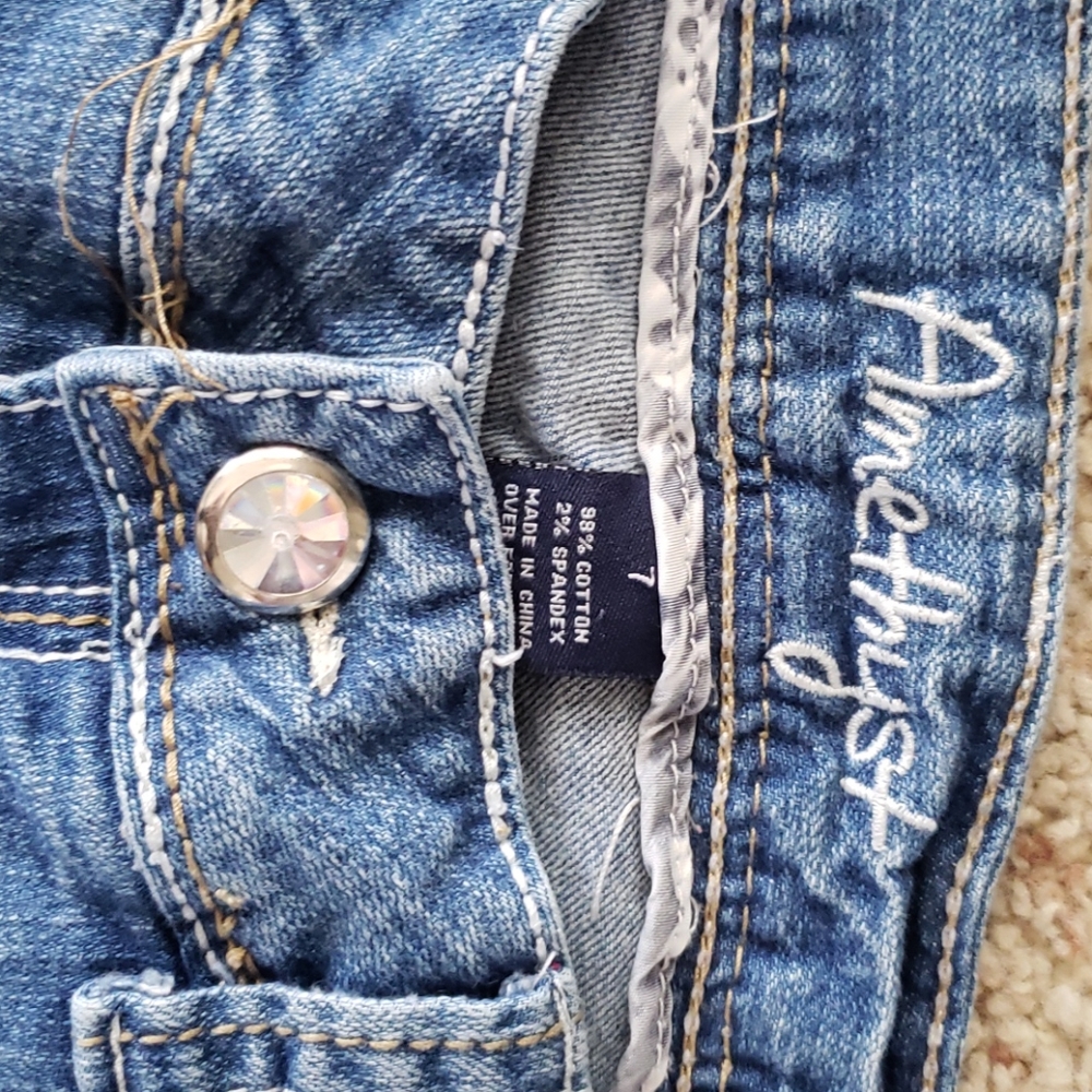 Jeans - Picture 2 of 2